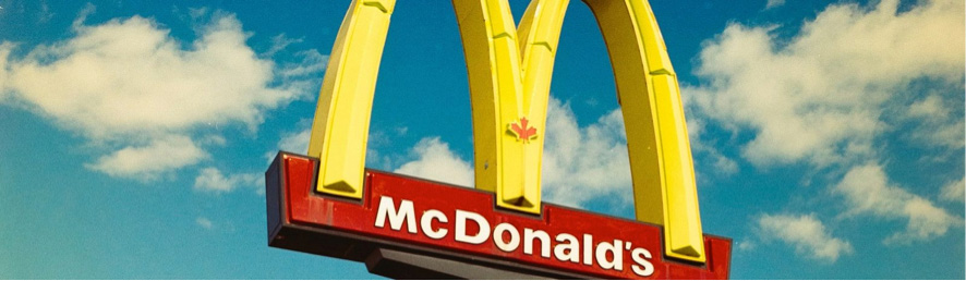 IMAGEM-1-MCDONALDS-INAUGURA-UNIDADE-NO-MINECRAFT-E-THE-SIMS