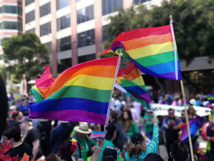 imagem-1-O-“PRIDE-MONTH”-ESTÁ-CHEGANDO