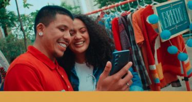 MOTOROLA REÚNE COLETIVOS BRASILEIROS PARA NOVA CAMPANHA DE MARKETING.